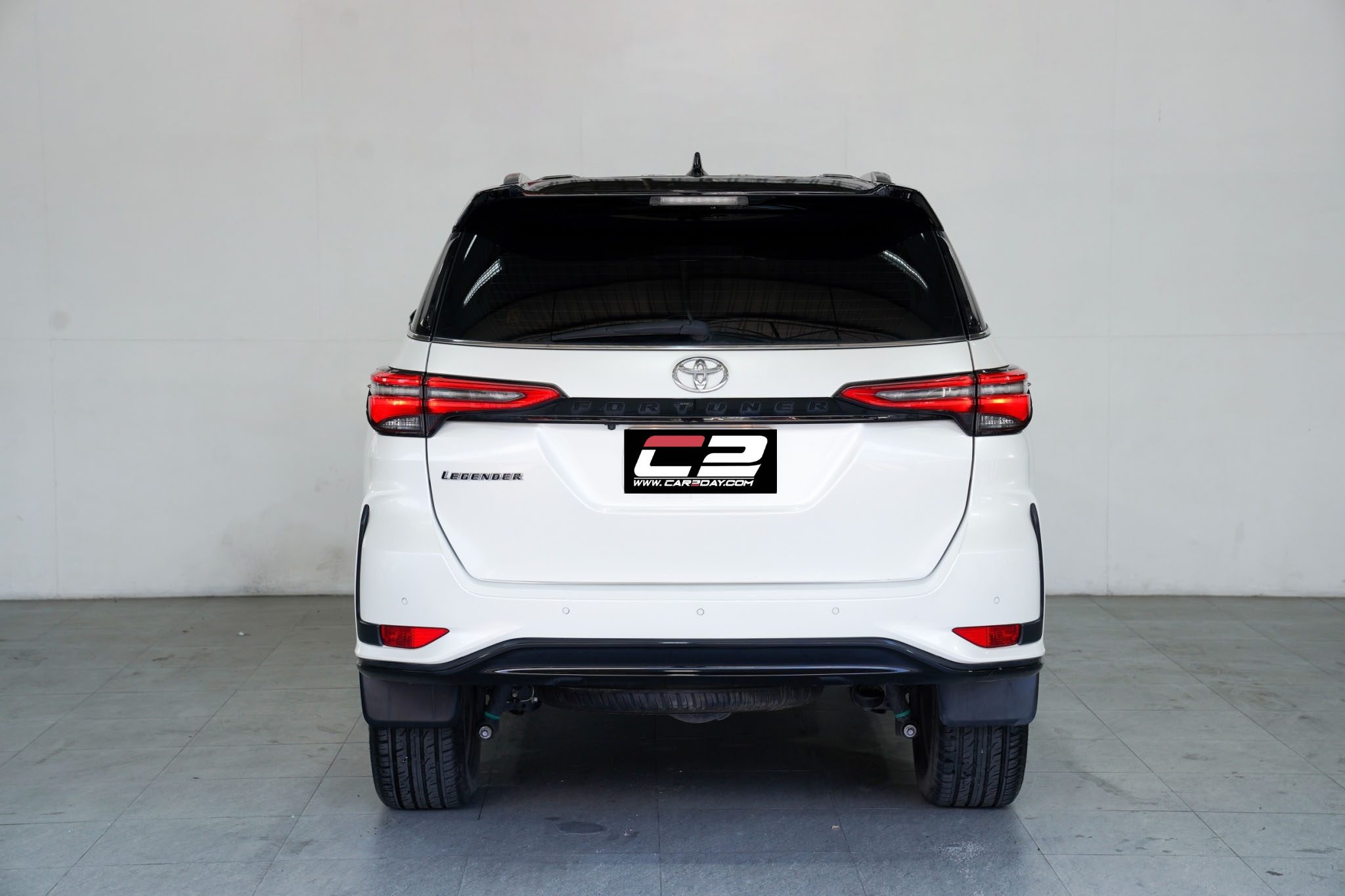 2022 TOYOTA FORTUNER 2.4 Legender AT