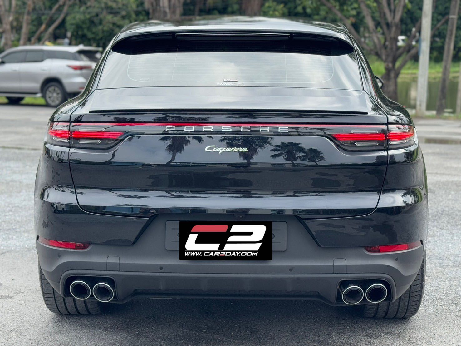 2022 Porsche Cayenne e-hybrid Coupe