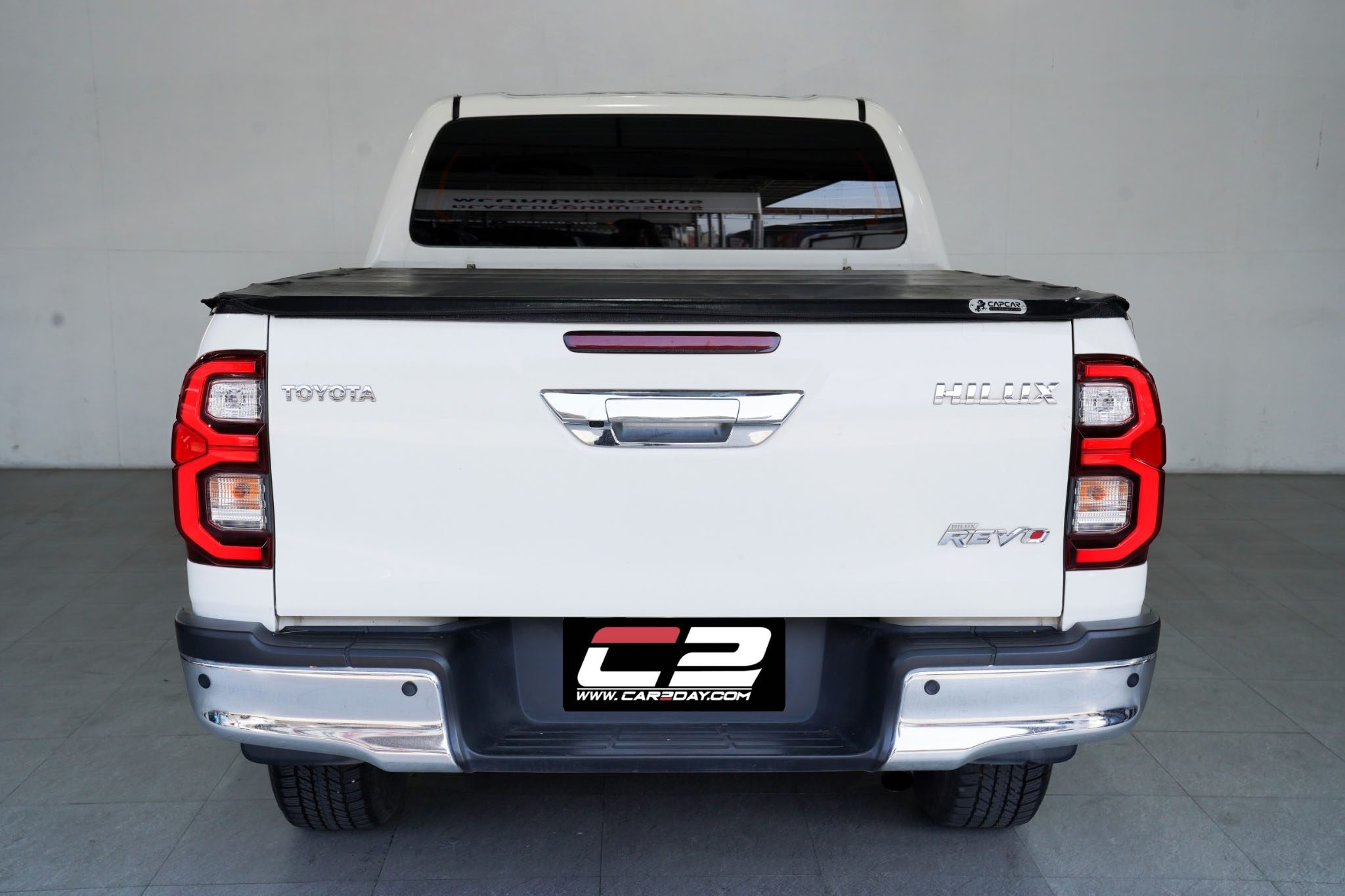 2021 TOYOTA REVO 2.4 MID DOUBLECAB AT