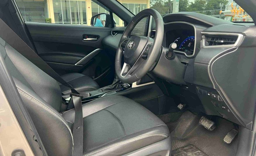 2020 Toyota Cross 1.8 Hybrid Premium  safety