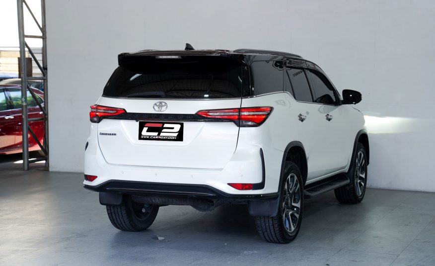 2022 TOYOTA FORTUNER 2.4 Legender AT