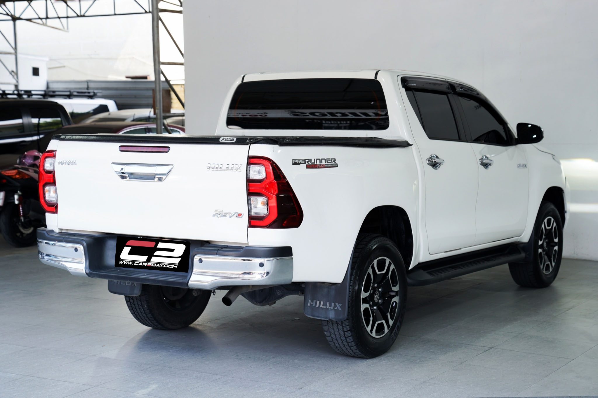 2021 TOYOTA REVO 2.4 MID DOUBLECAB AT