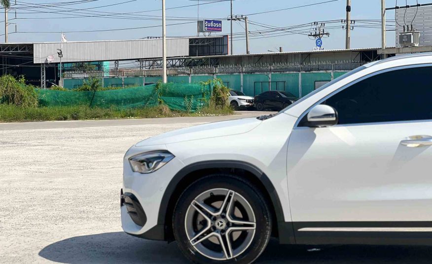 2022 Mercedes Benz GLA200 AMG