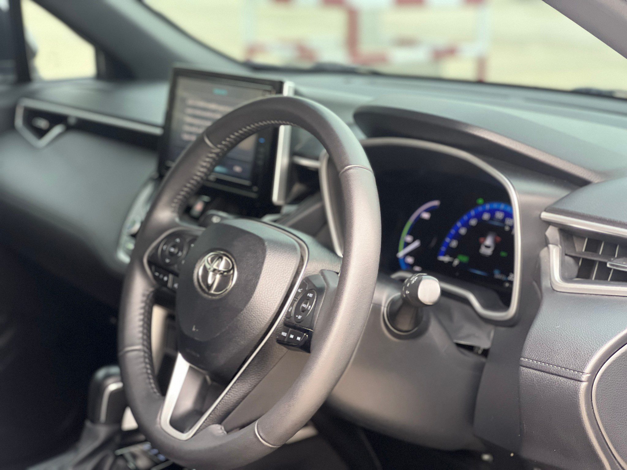 2020 Toyota Cross 1.8 Hybrid Premium  safety