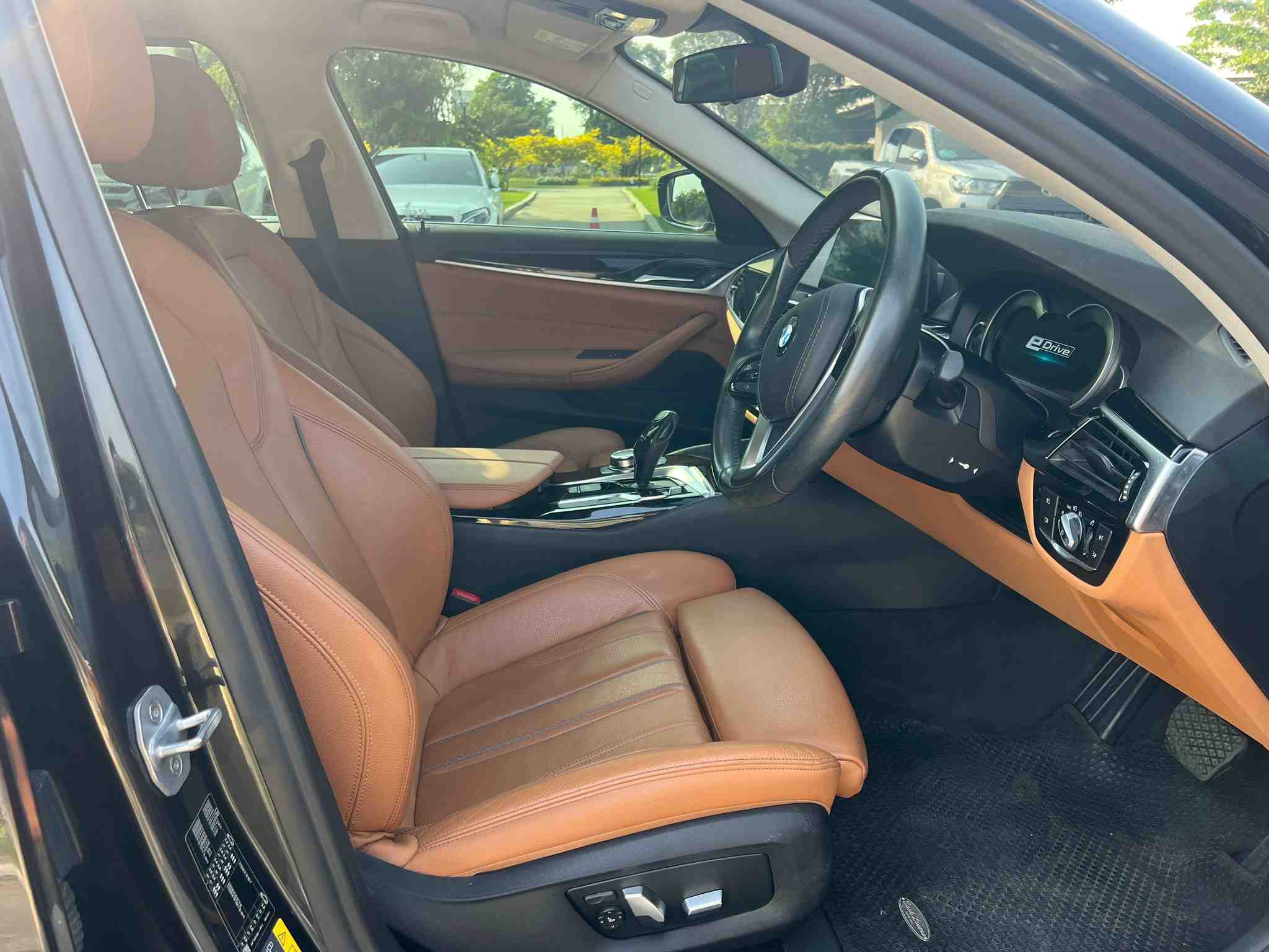 2019 Bmw 530e Elite