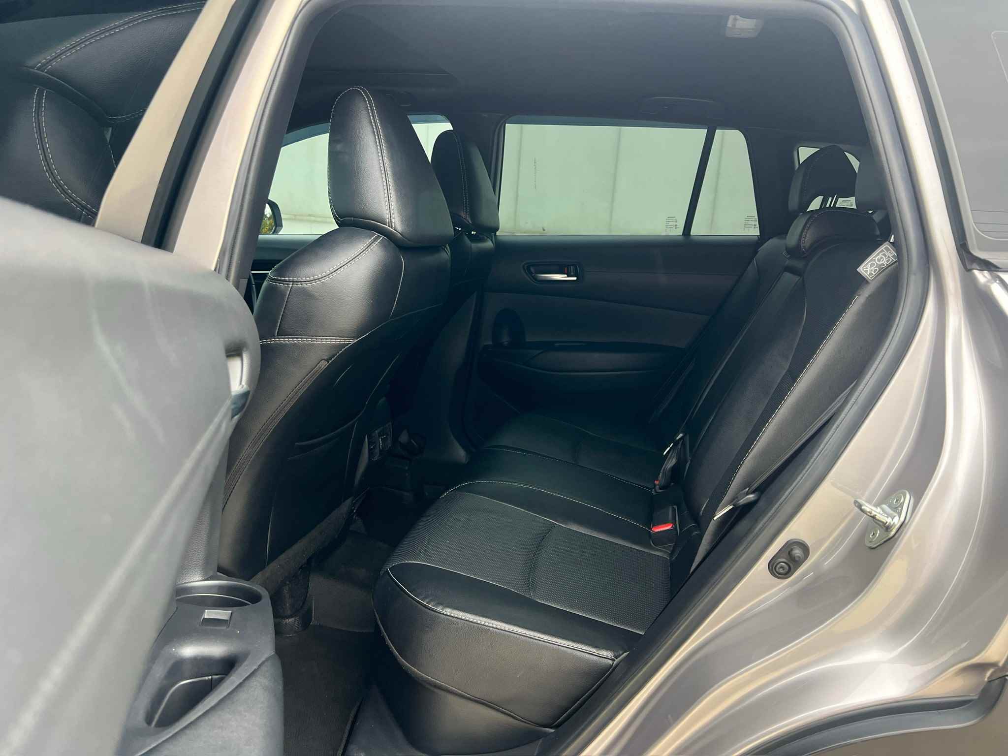 2020 Toyota Cross 1.8 Hybrid Premium  safety