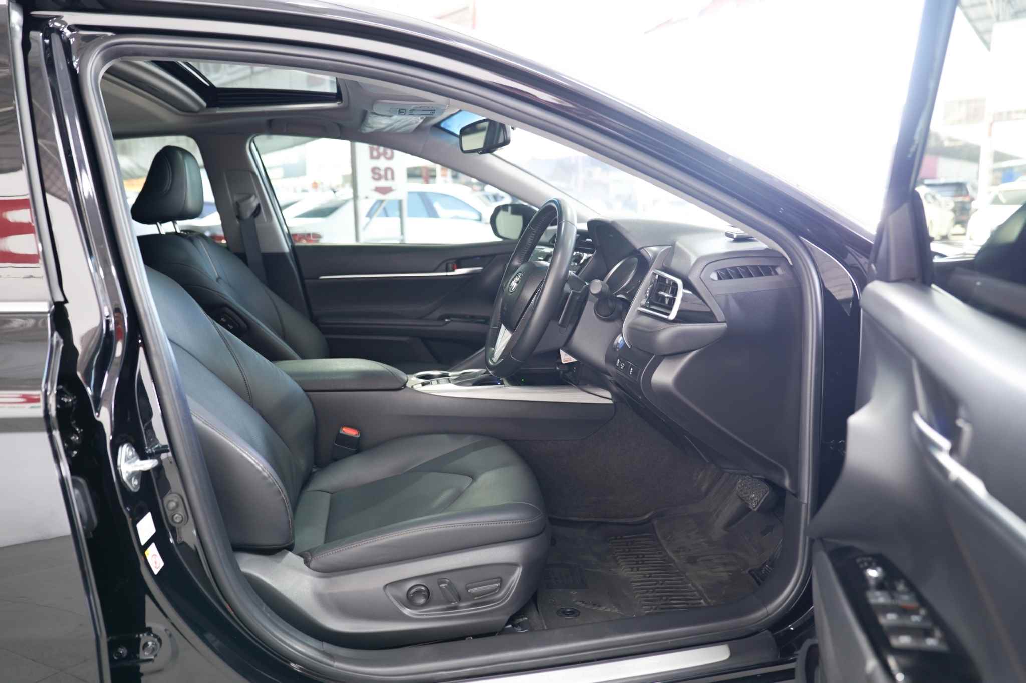 2018 TOYOTA CAMRY 2.5 HYBRID AT