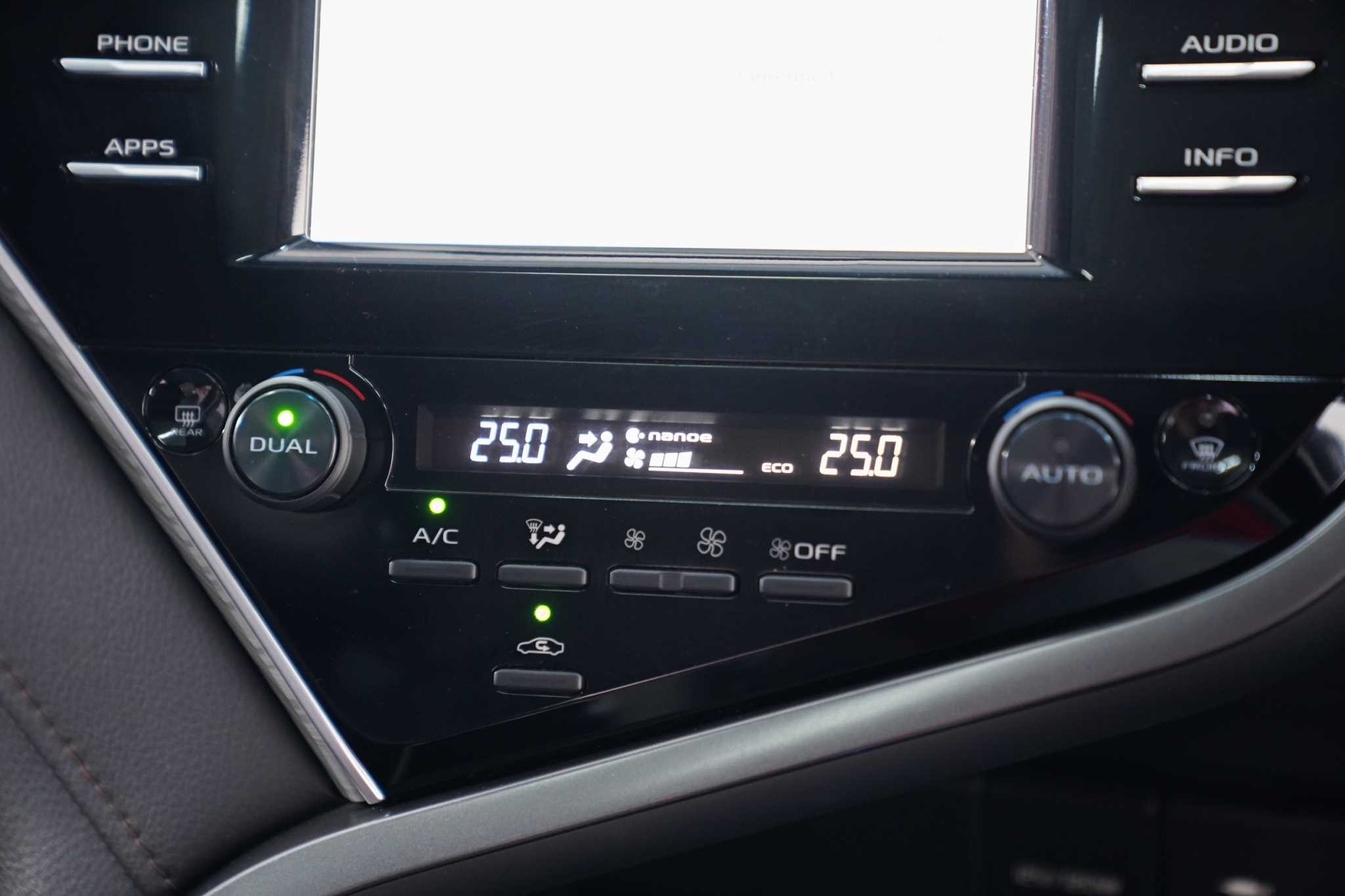 2020 TOYOTA CAMRY 2.5 HYBRID AT