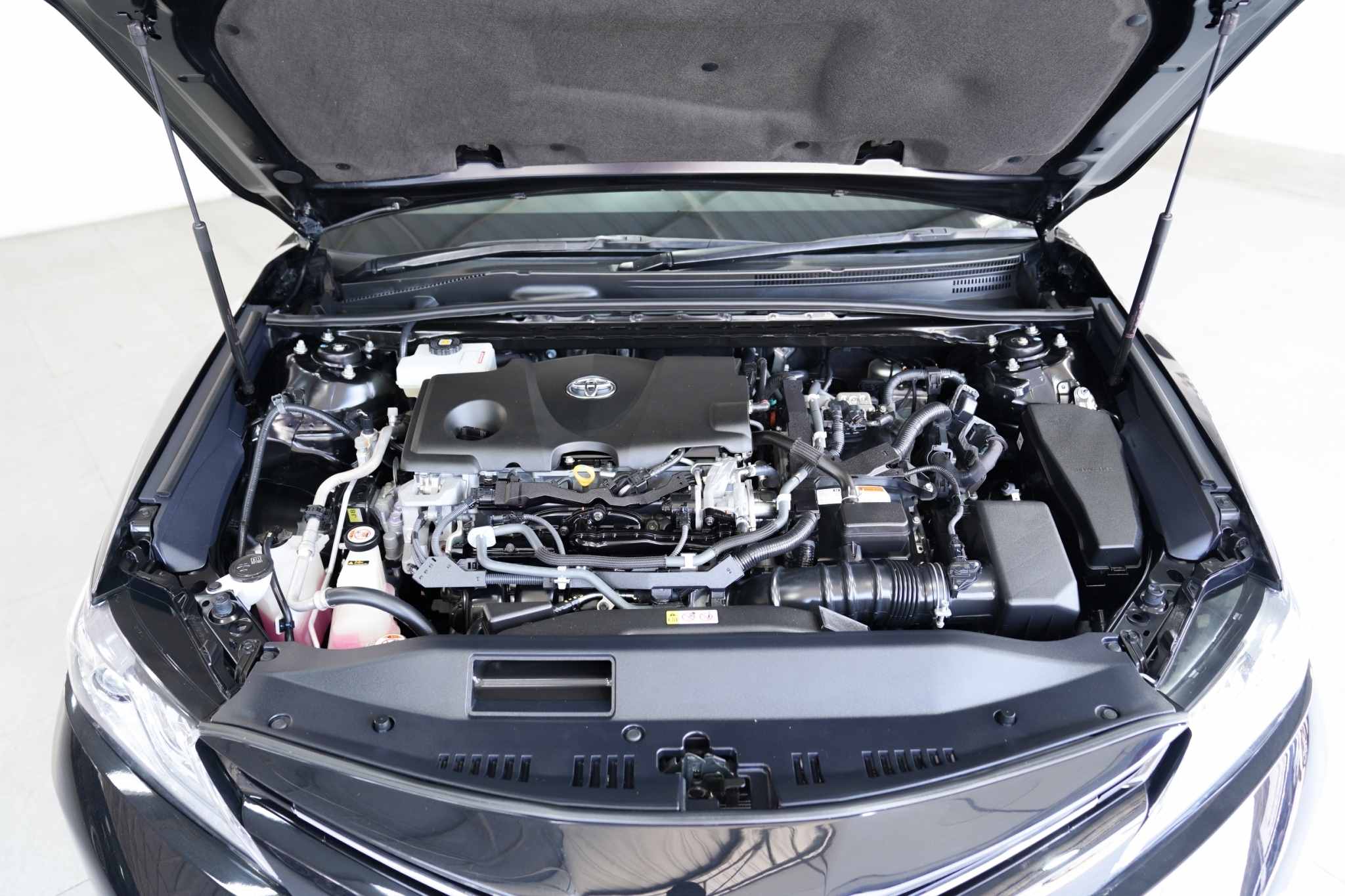 2018 TOYOTA CAMRY 2.5 HYBRID AT