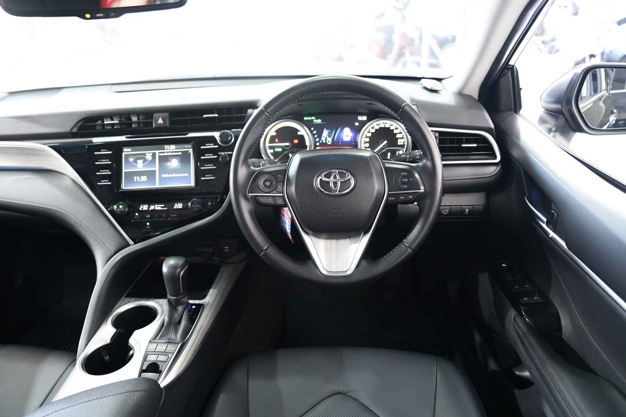 2018 TOYOTA CAMRY 2.5 HYBRID AT