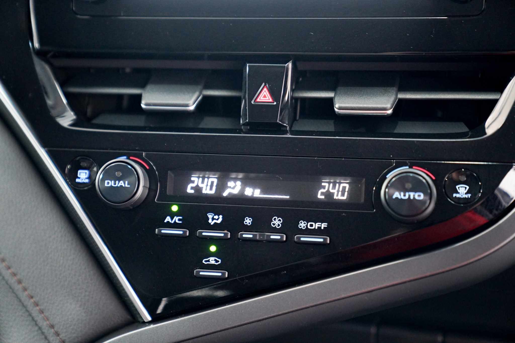 2022 TOYOTA CAMRY 2.5 SPORT AT
