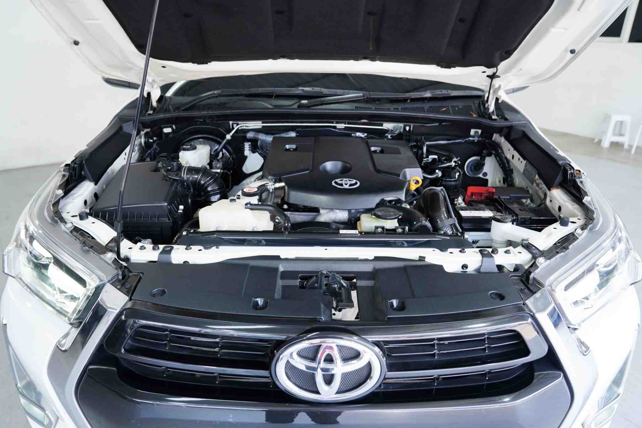 2021 TOYOTA REVO 2.4 MID DOUBLECAB AT