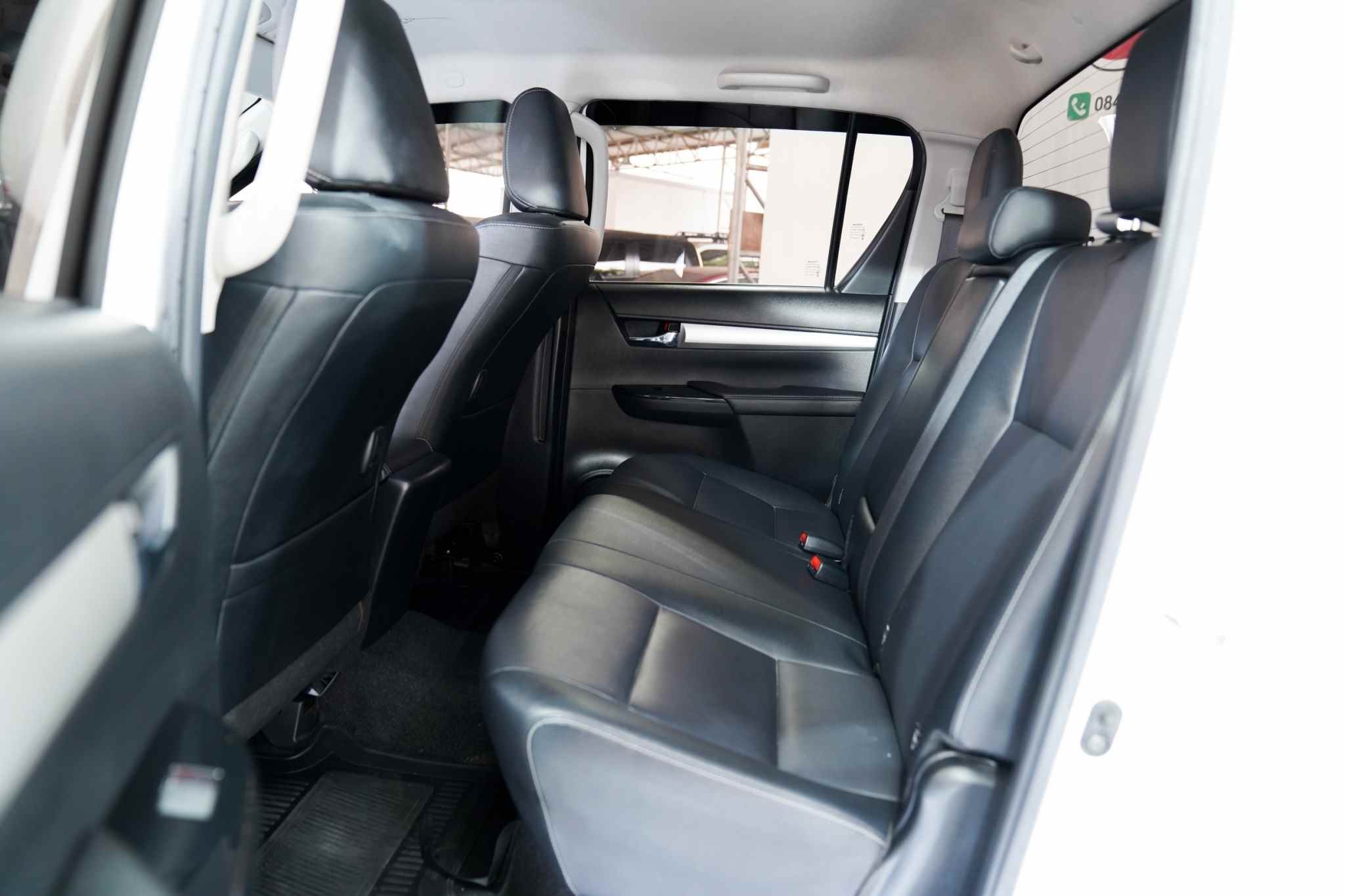 2021 TOYOTA REVO 2.4 MID DOUBLECAB AT