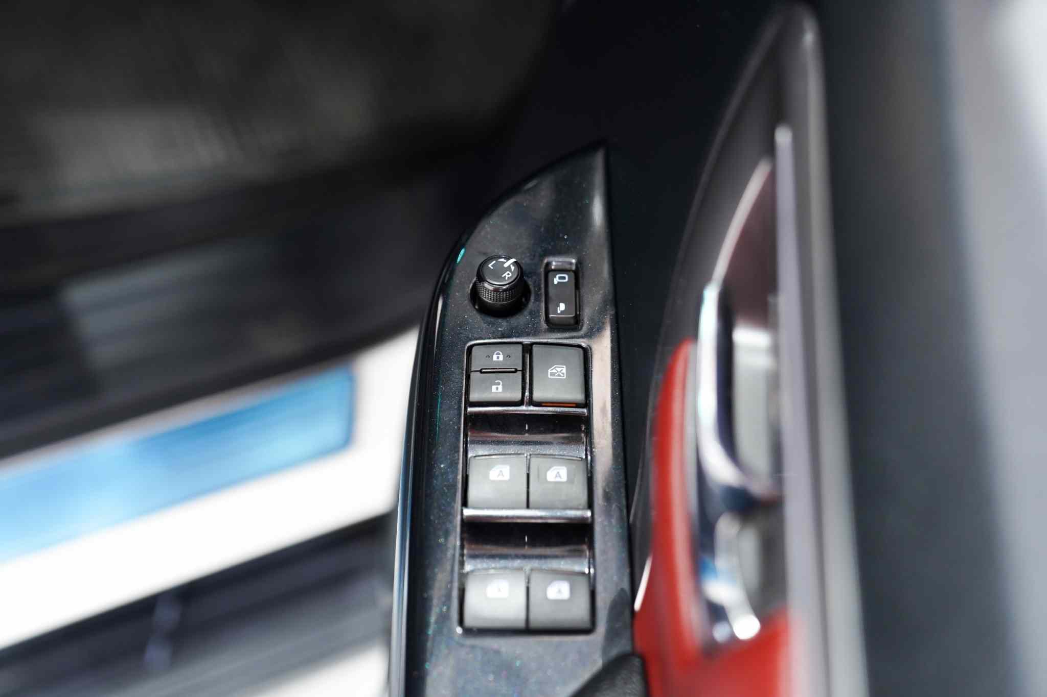 2022 TOYOTA FORTUNER 2.4 Legender AT