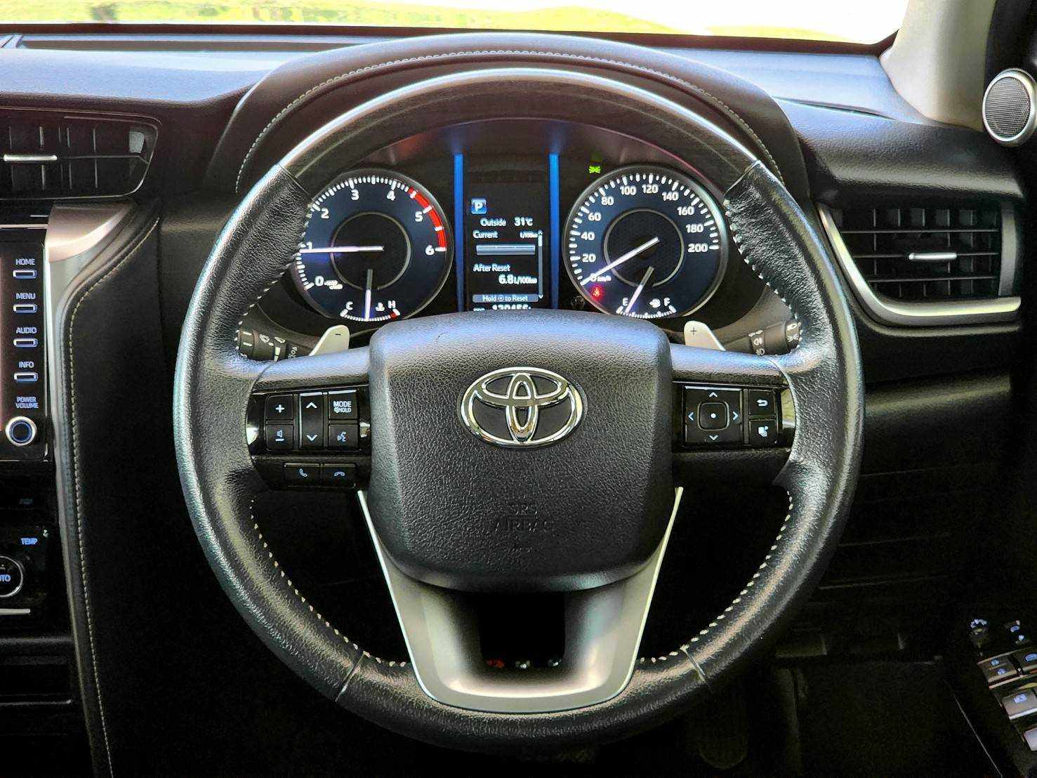 2020 TOYOTA Fortuner 2.4G A/T