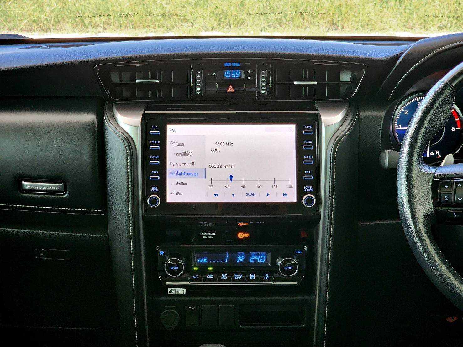 2020 TOYOTA Fortuner 2.4G A/T