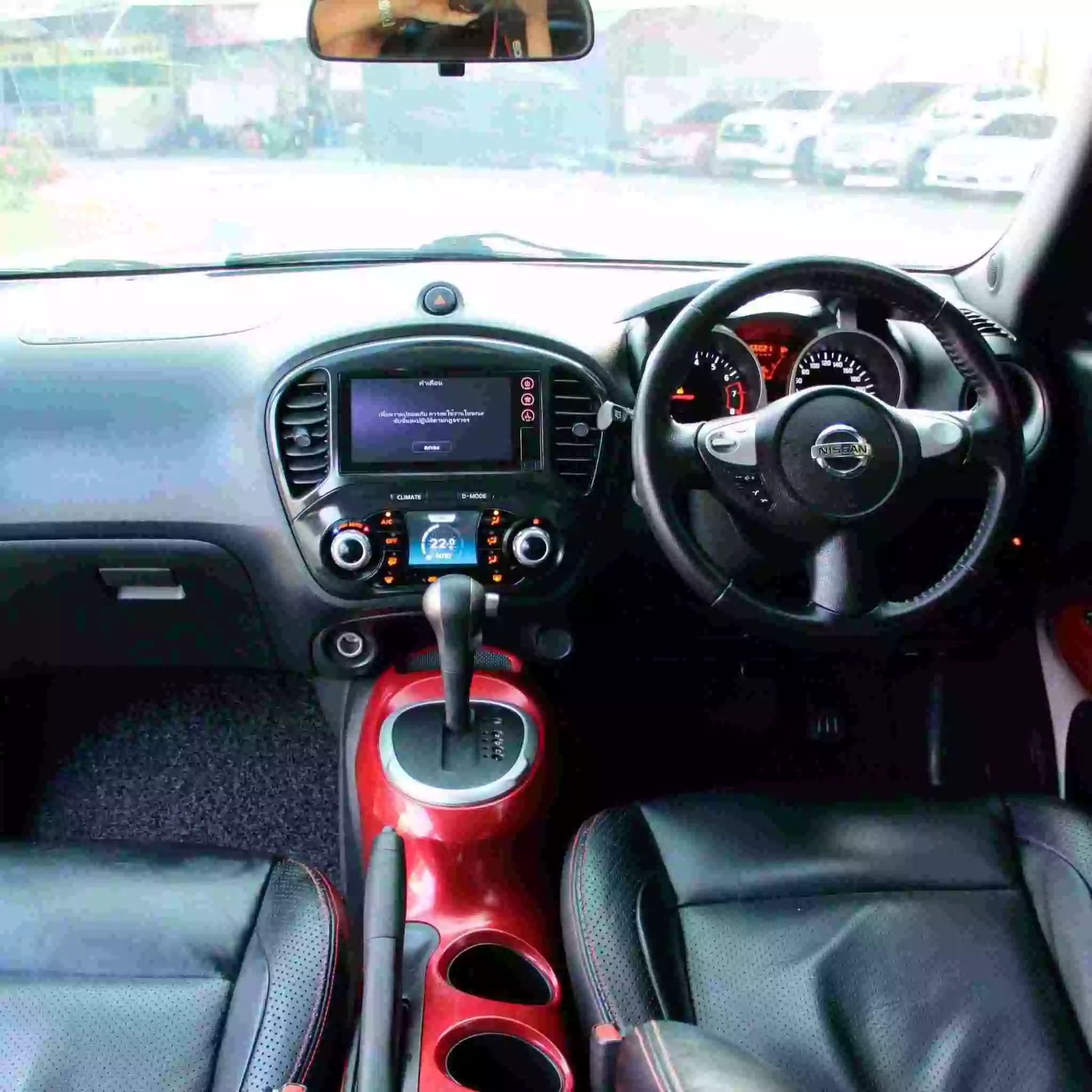 2014 NISSAN JUKE 1.6 V