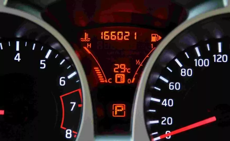 2014 NISSAN JUKE 1.6 V