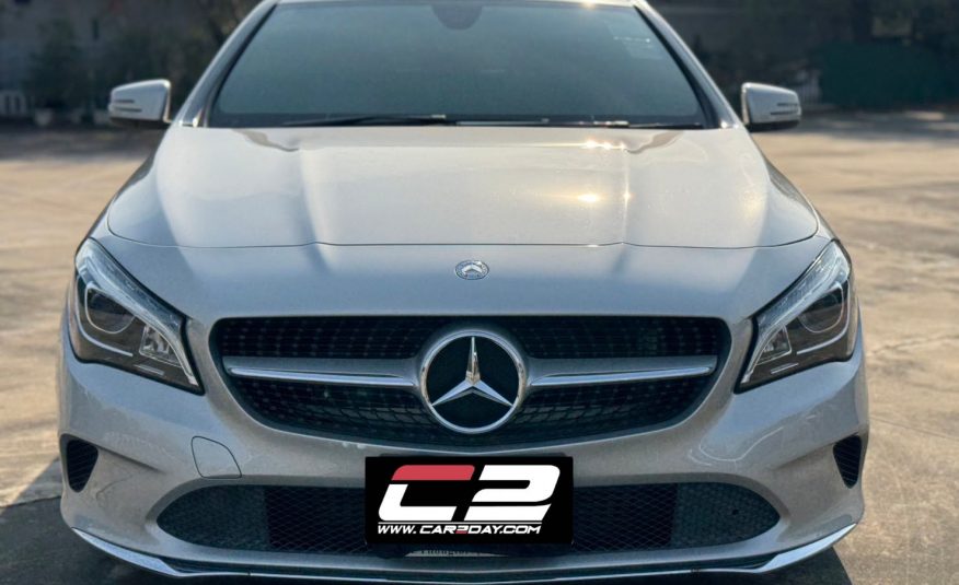 2017 Mercedes Benz CLA200