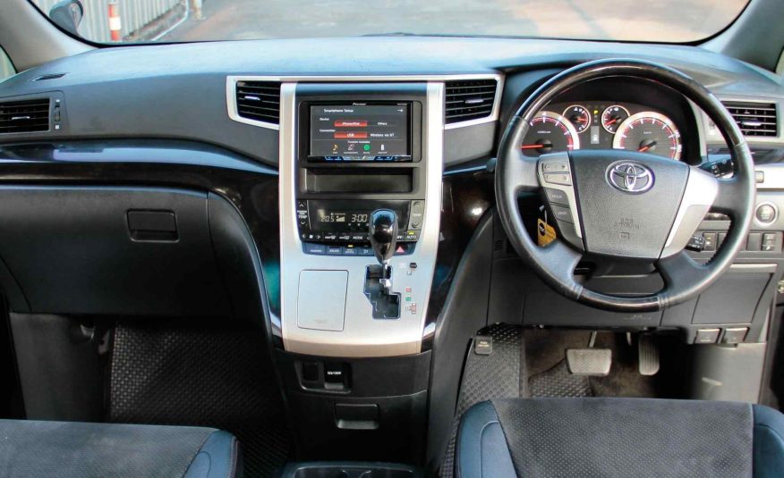 2014 Toyota Vellfire 2.4 Golden Eyes II Wagon