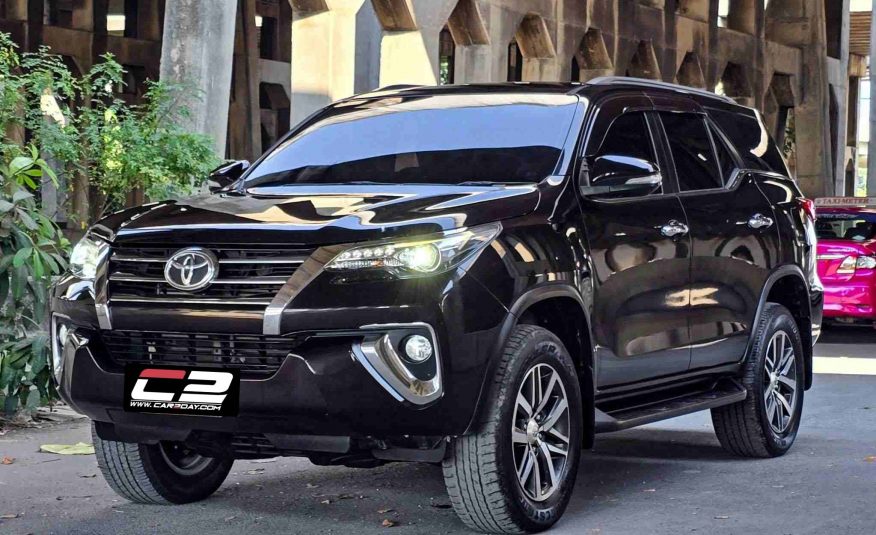 2015 TOYOTA FORTUNER 2.8 V 4WD