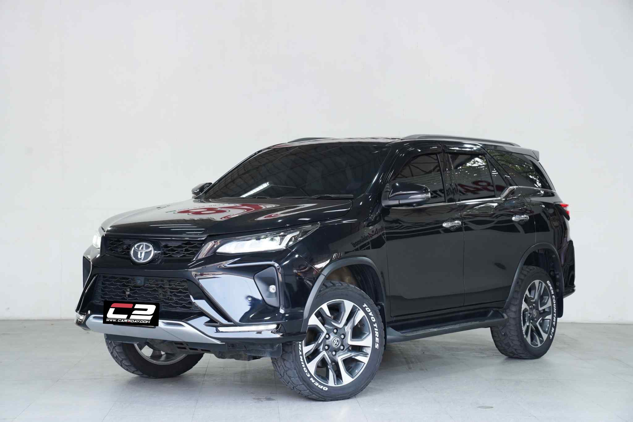 2021 TOYOTA FORTUNER 2.4 LEGENDER 4WD AT