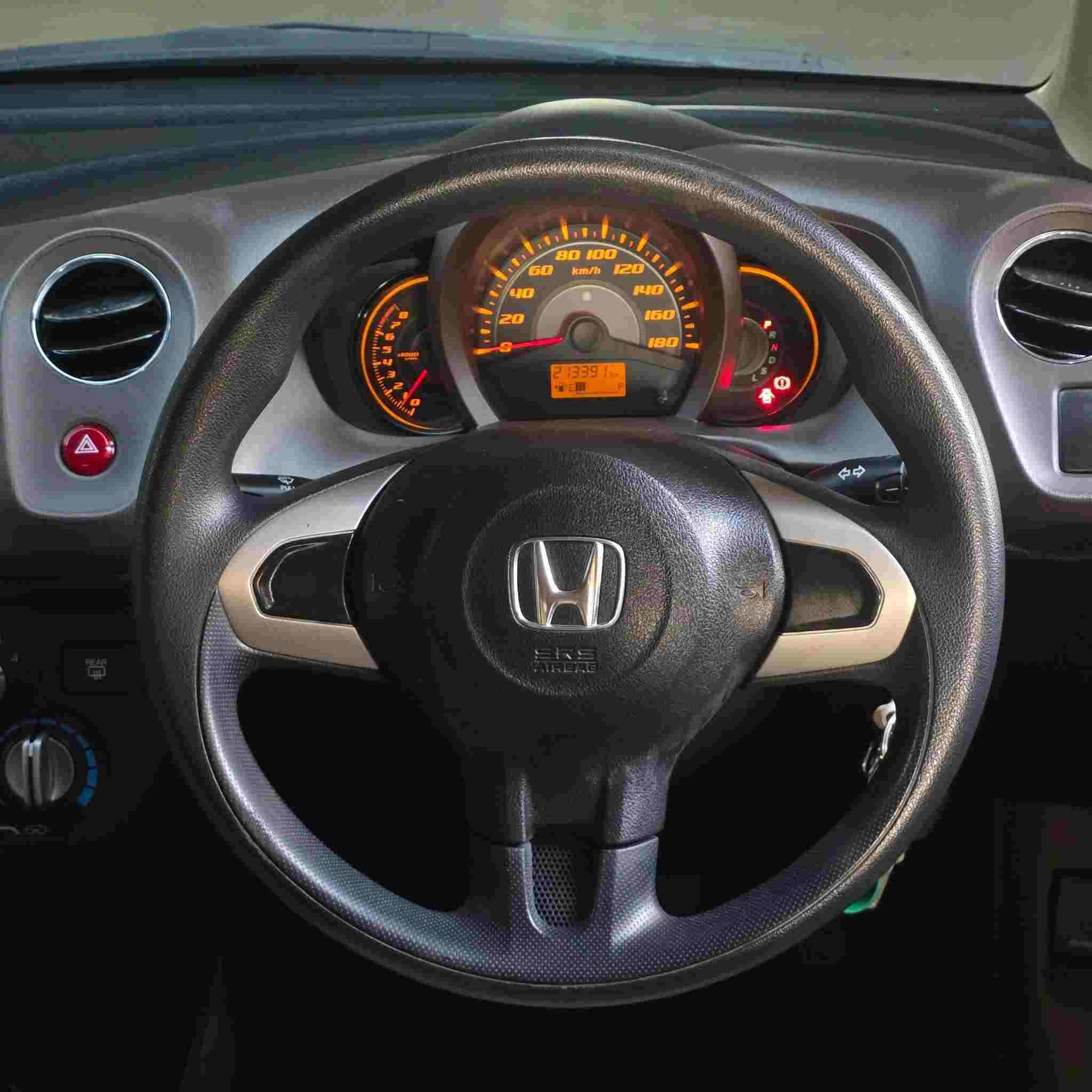 2013 HONDA BRIO AMAZE 1.2 V