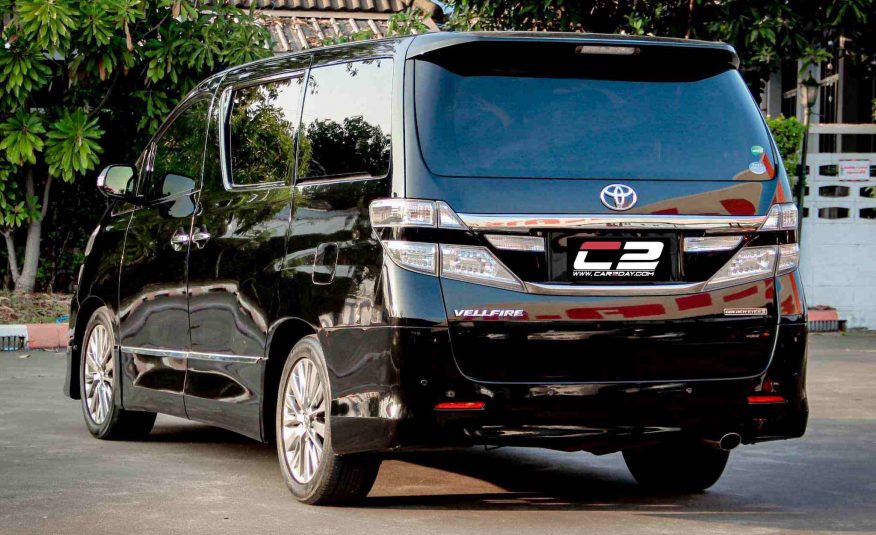 2014 Toyota Vellfire 2.4 Golden Eyes II Wagon