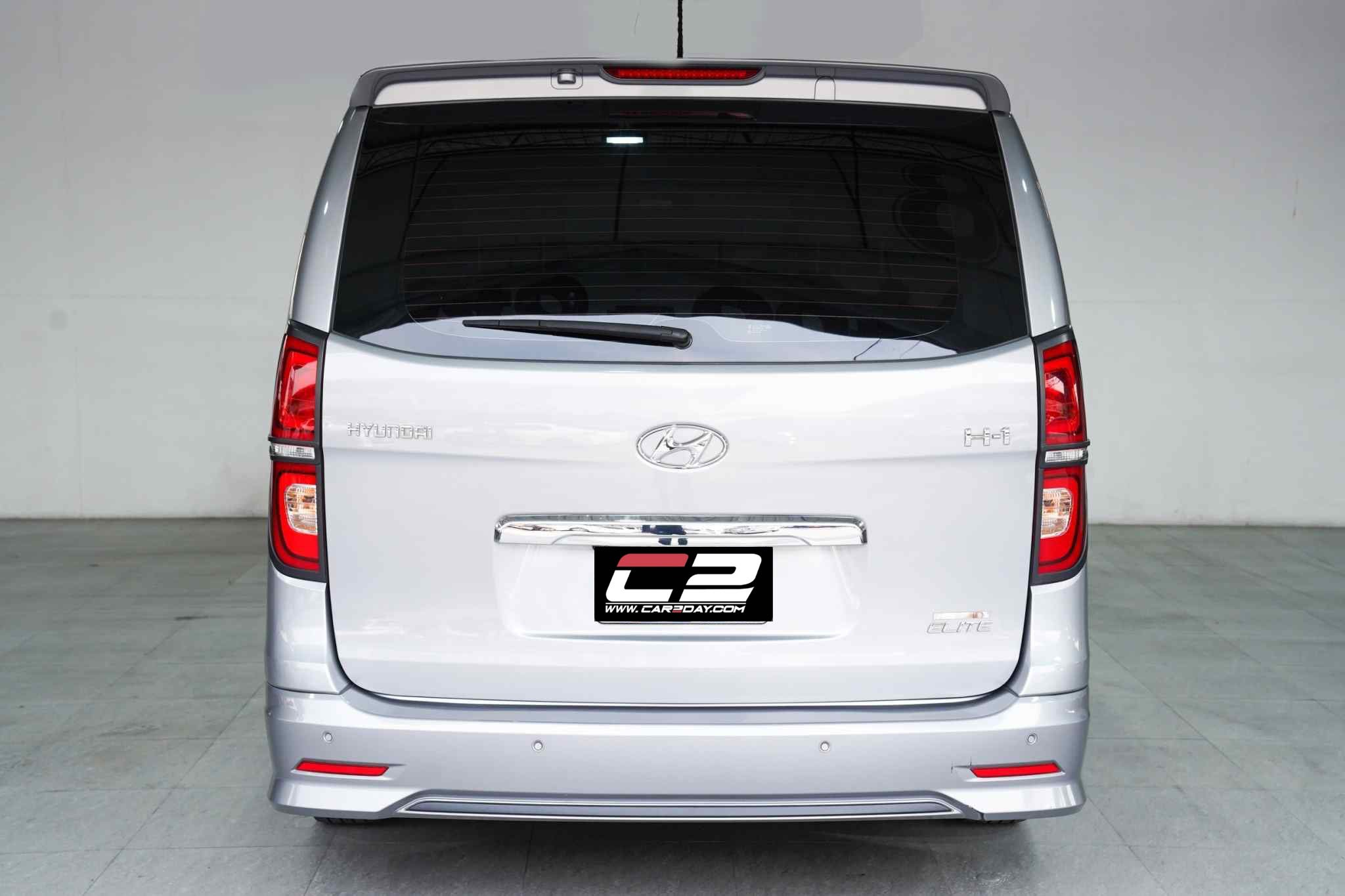 2019 HYUNDAI H1 2.5 Elite AT