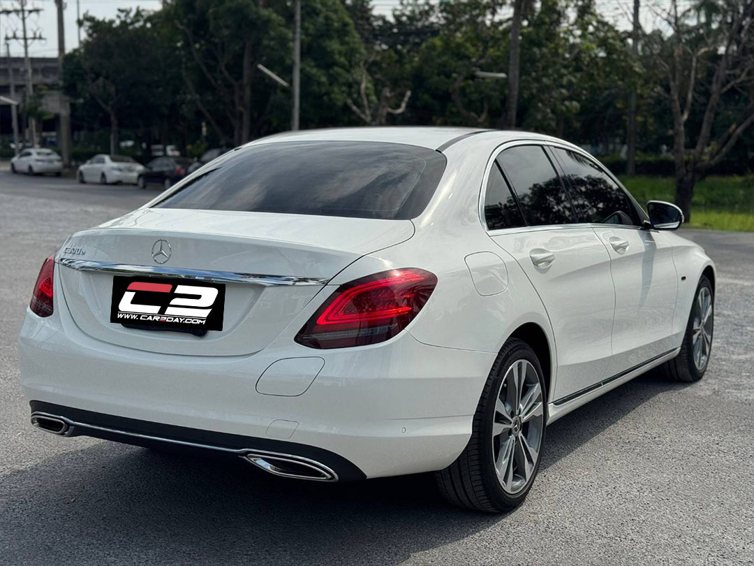 2019 Mercedes Benz C300e Avantgarde