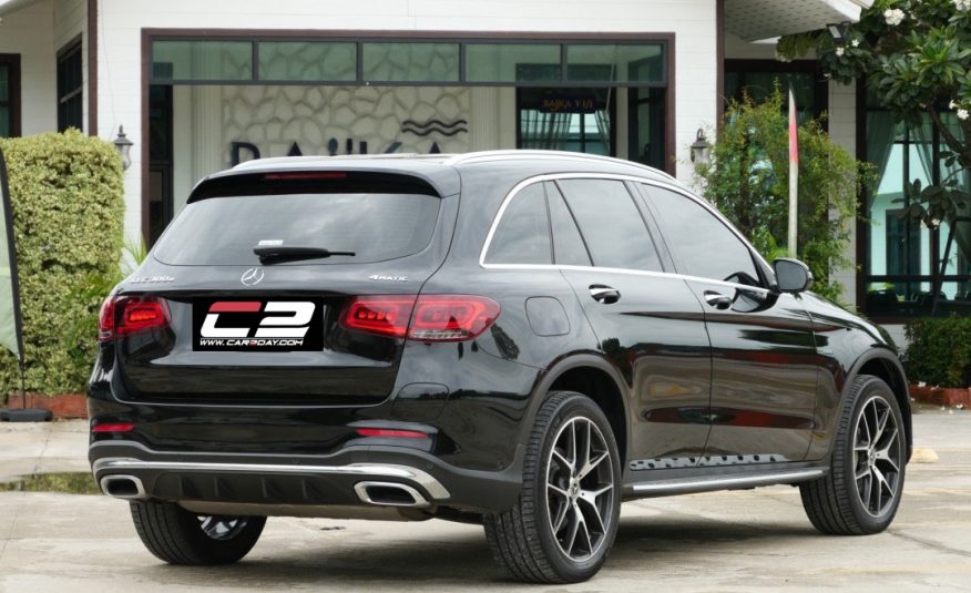 2020 Mercedes Benz GLC300e AMG Dynamic 4MATIC