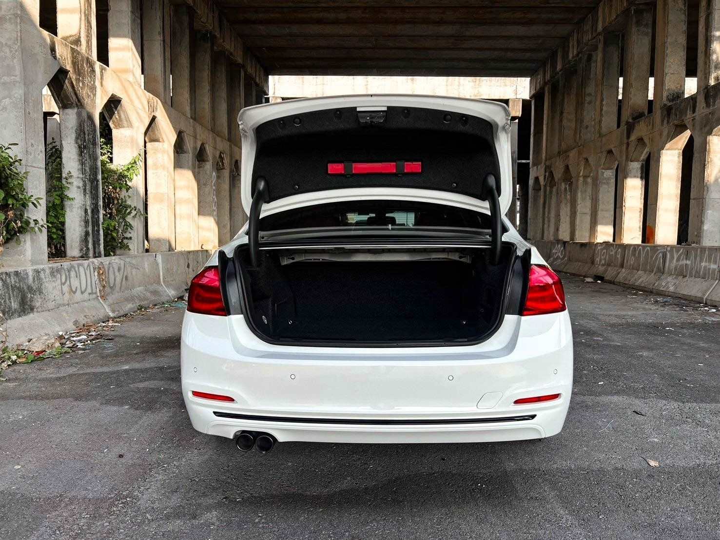 2019 BMW SERIES3 330e 2.0 Sport