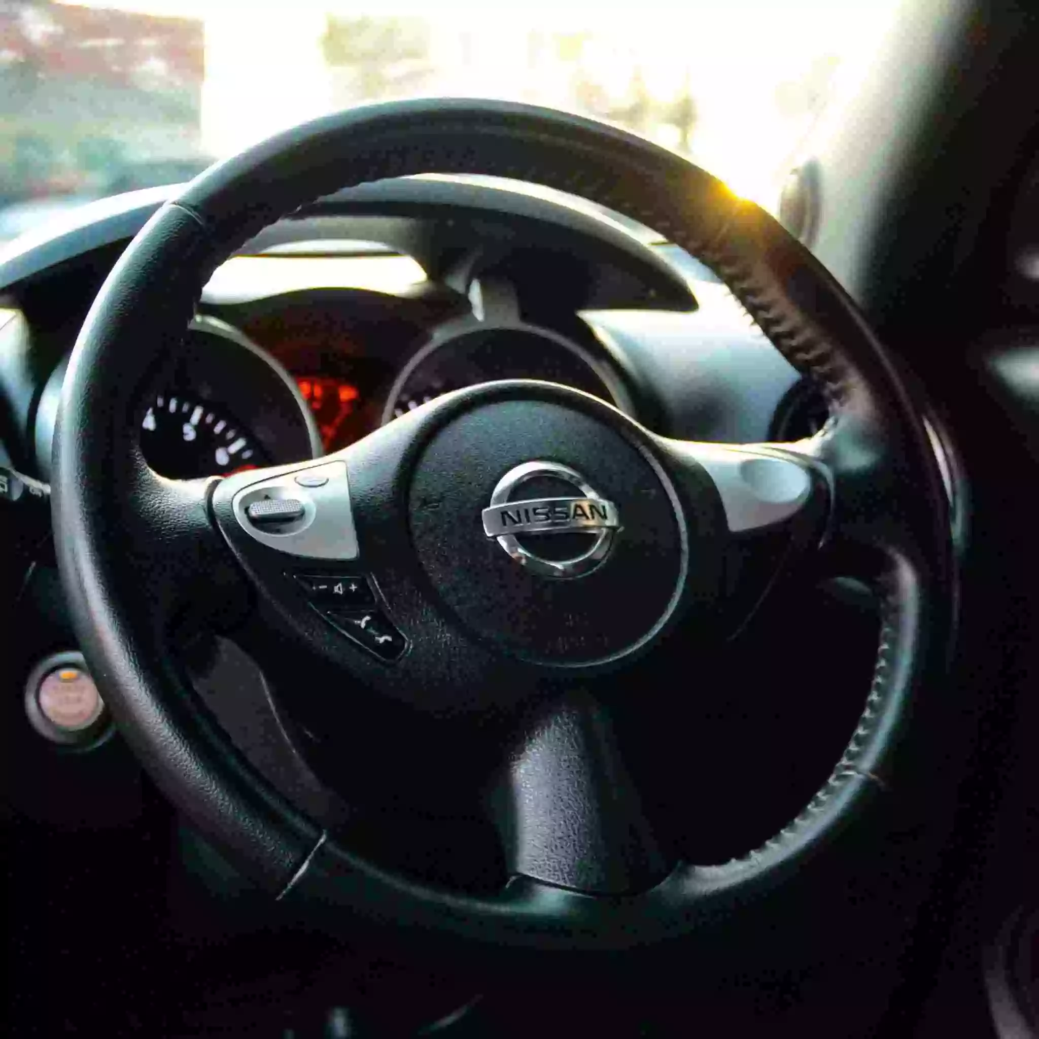 2014 NISSAN JUKE 1.6 V