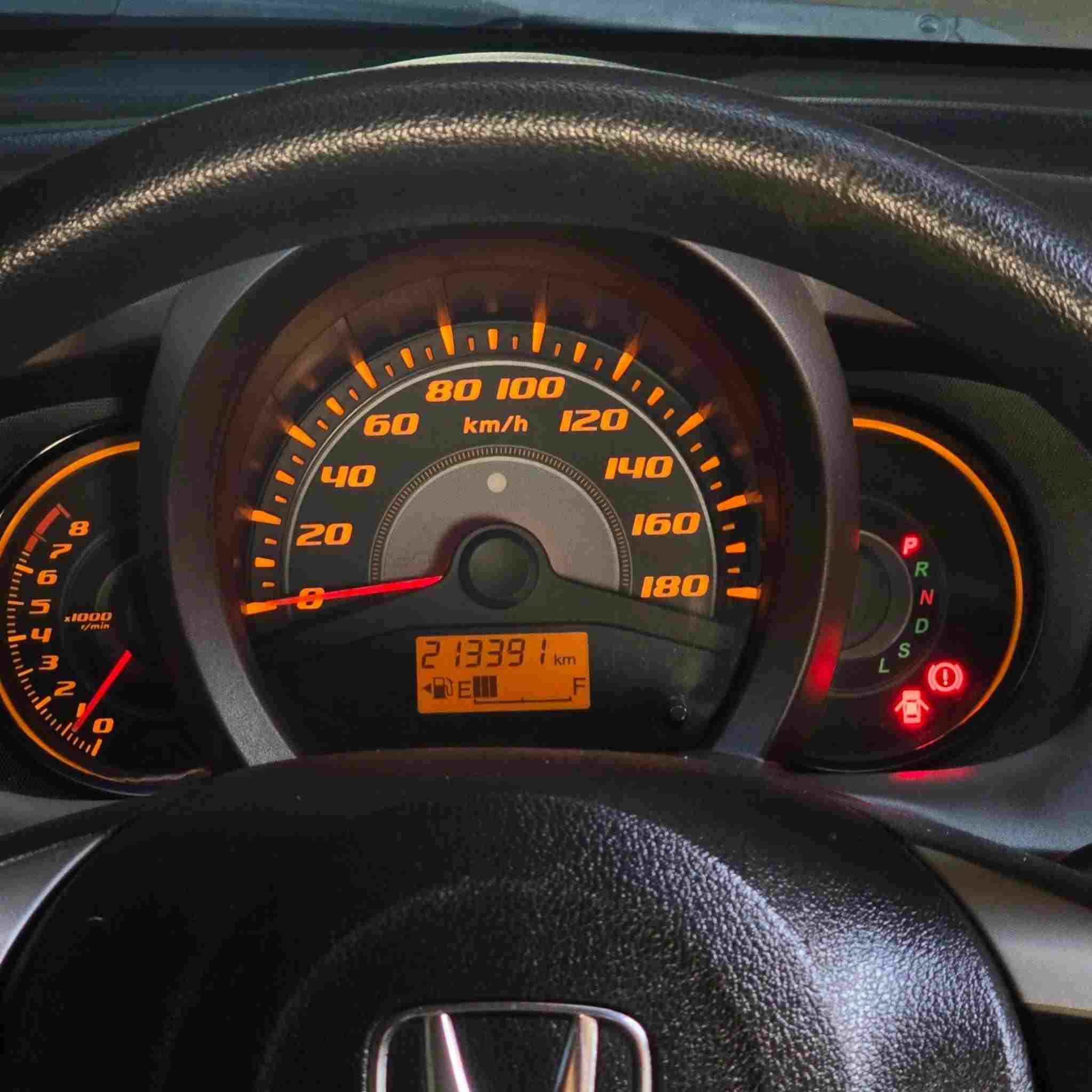 2013 HONDA BRIO AMAZE 1.2 V