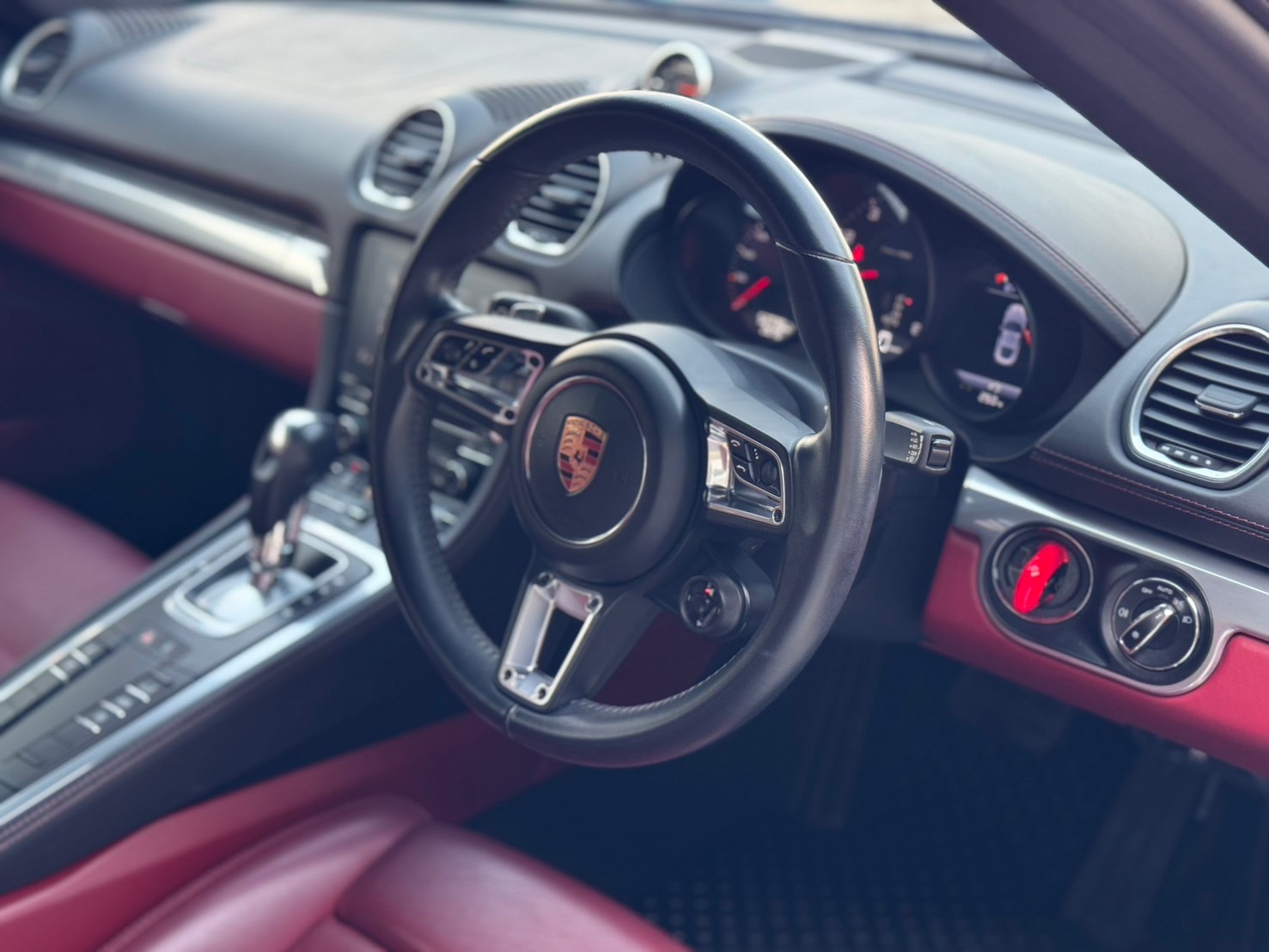 2018 Porsche 718 Cayman