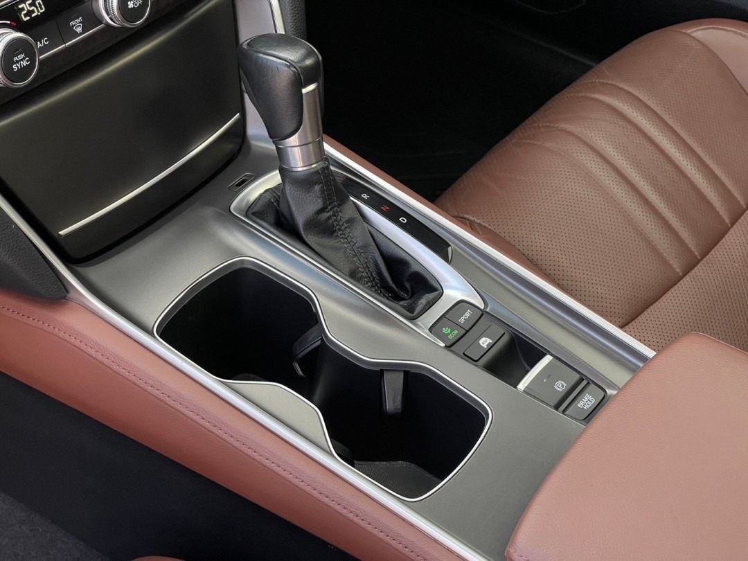 2019 Honda Accord Hybrid Tech G10