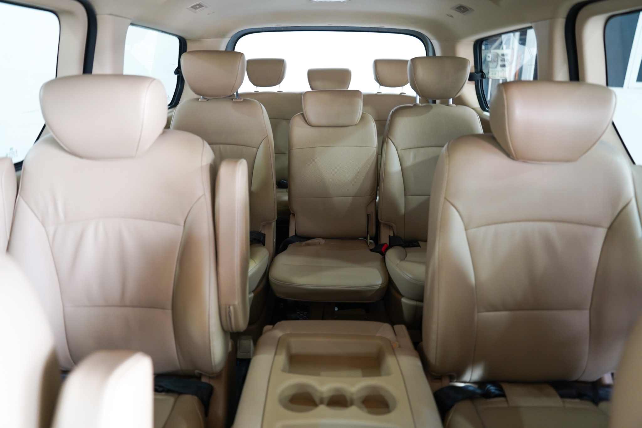 2019 HYUNDAI H1 2.5 Elite AT