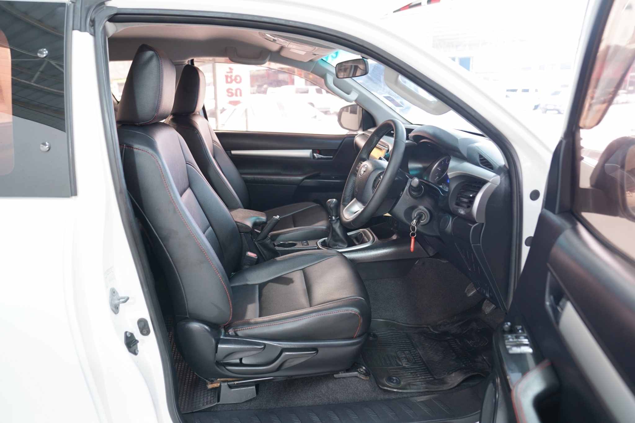 2017 TOYOTA REVO 2.4 E PRERUNNER MT