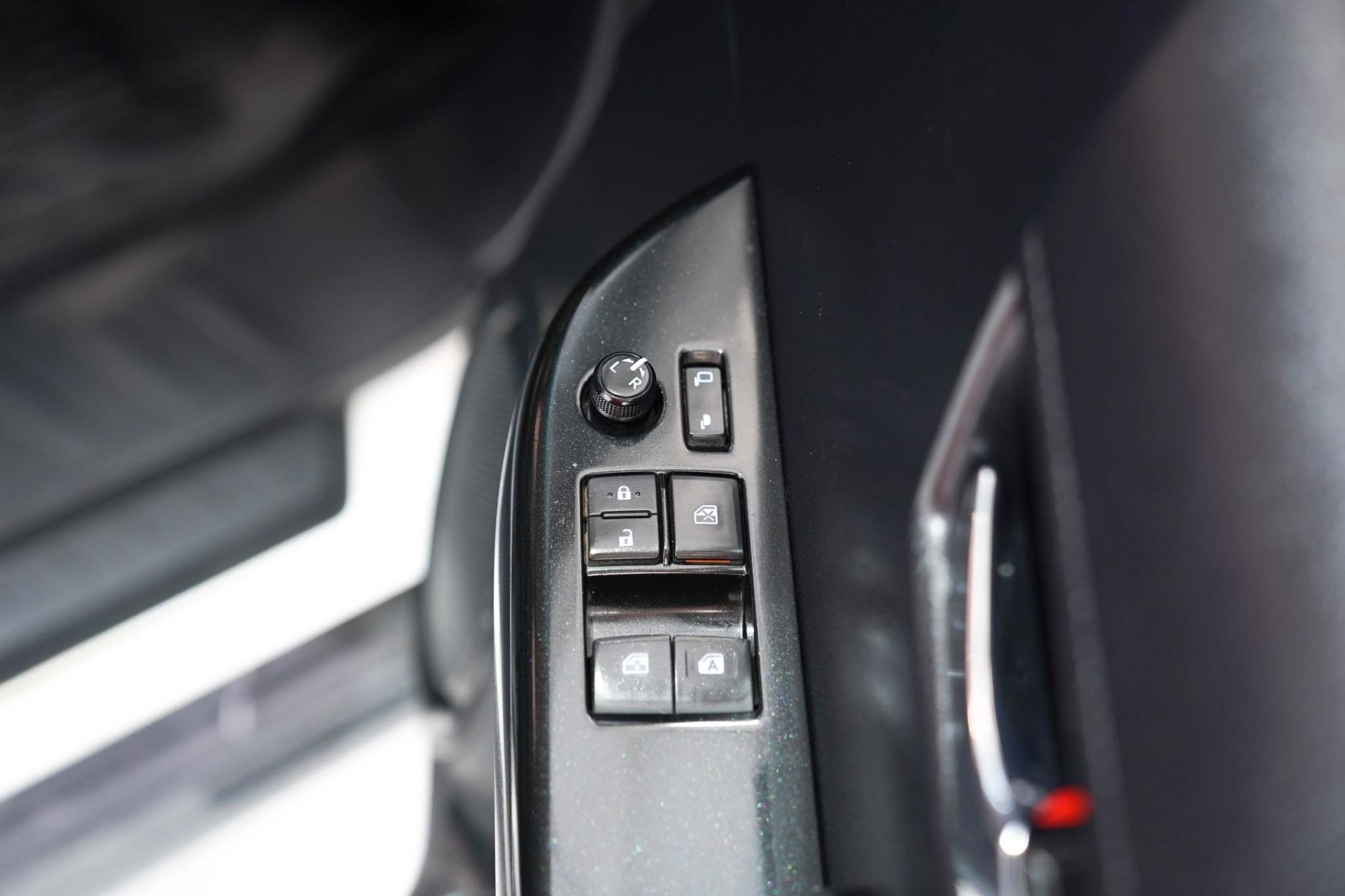 2017 TOYOTA REVO 2.4 E PRERUNNER MT