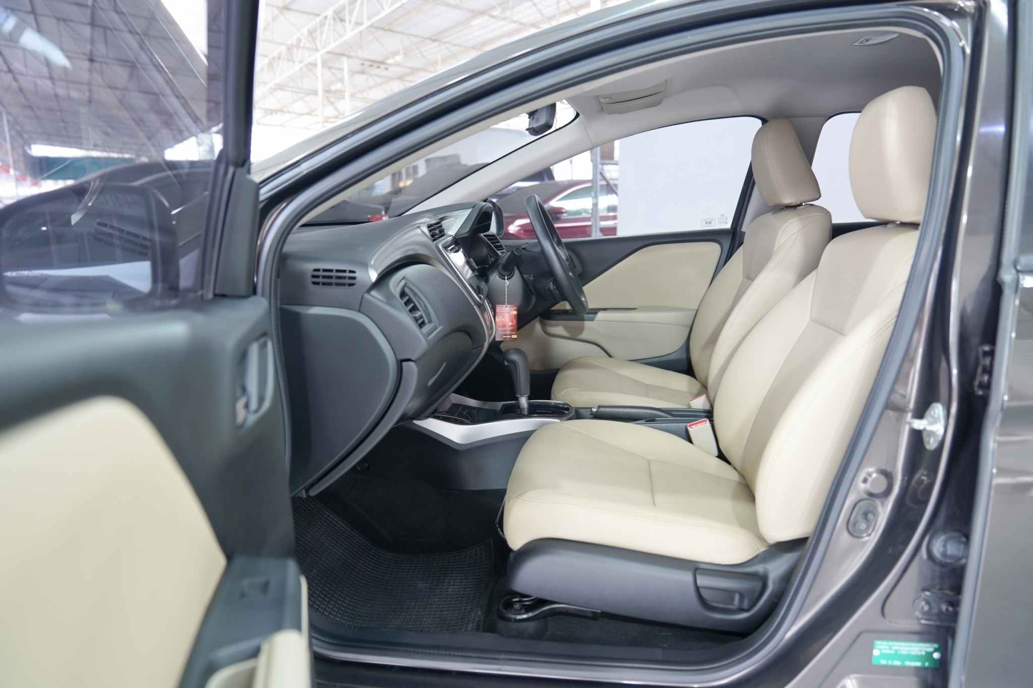 2014 HONDA CITY 1.5 V+ AT 1.5