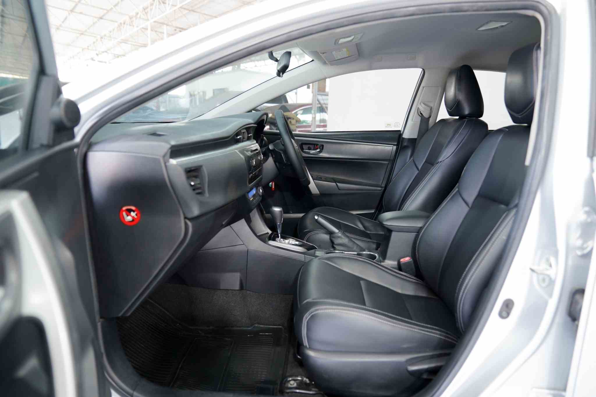 2018 TOYOTA ALTIS 1.8 E AT