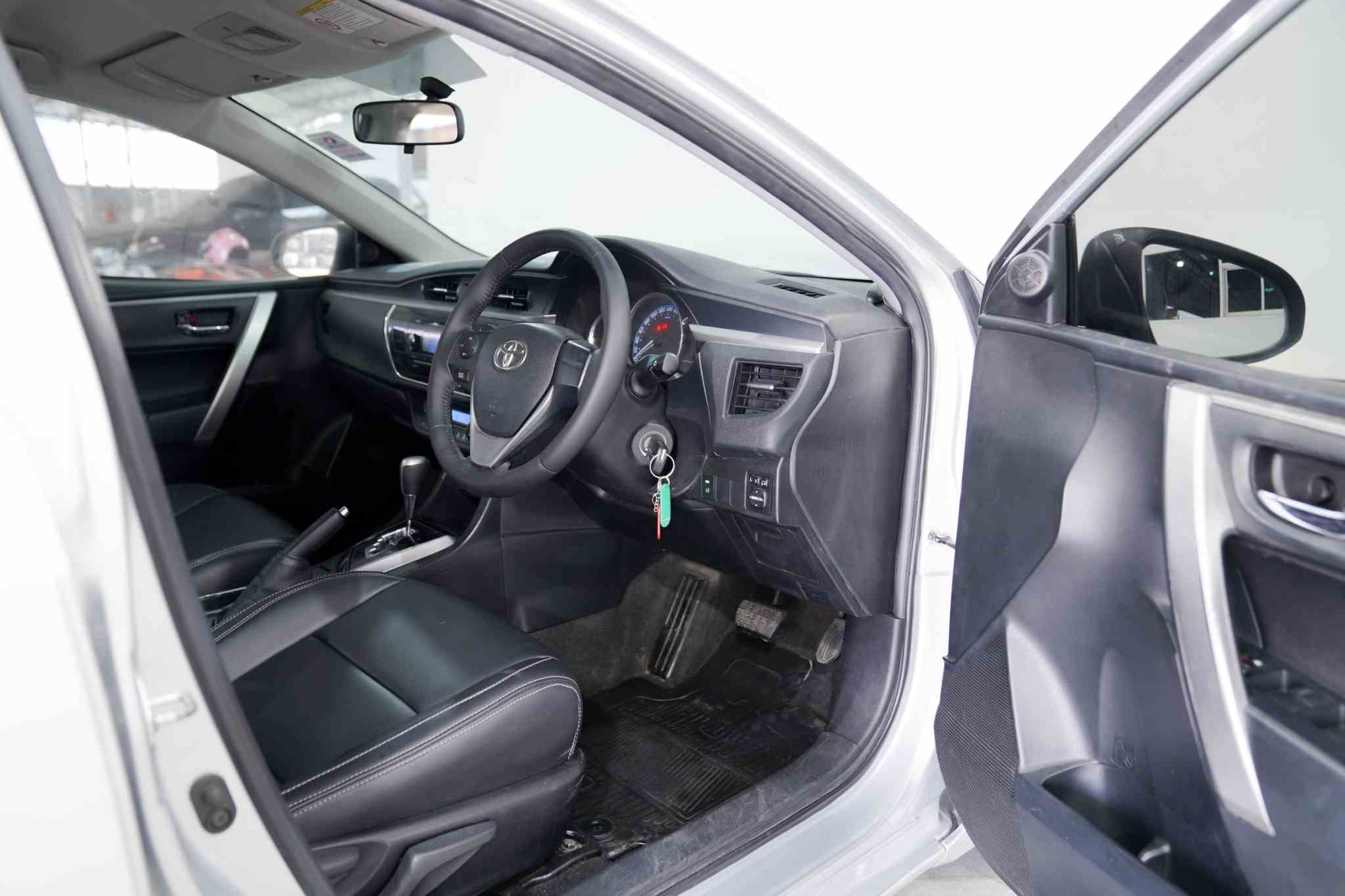2018 TOYOTA ALTIS 1.8 E AT