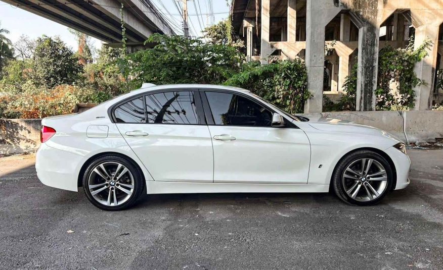 2019 BMW SERIES3 330e 2.0 Sport