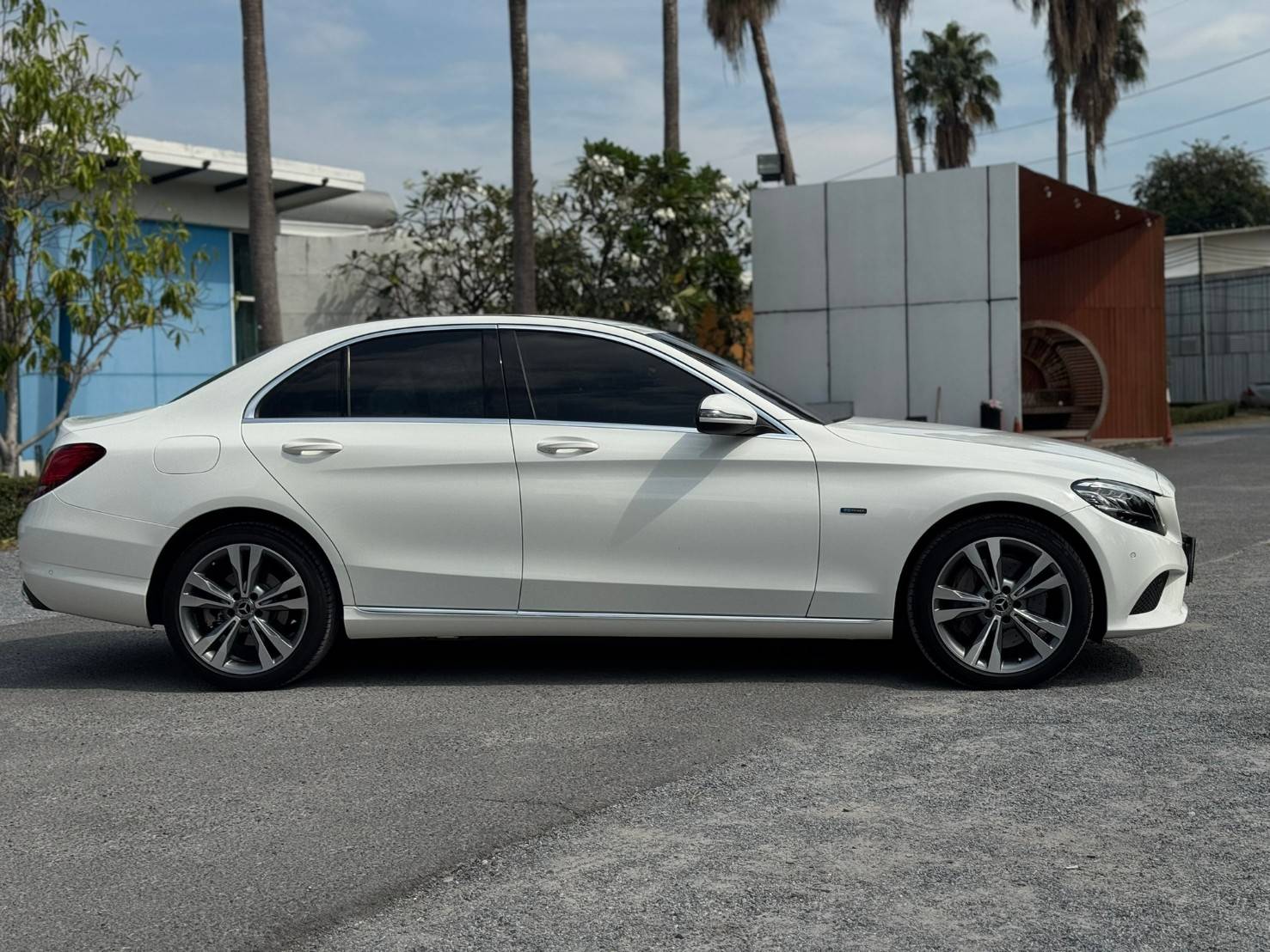 2019 Mercedes Benz C300e Avantgarde