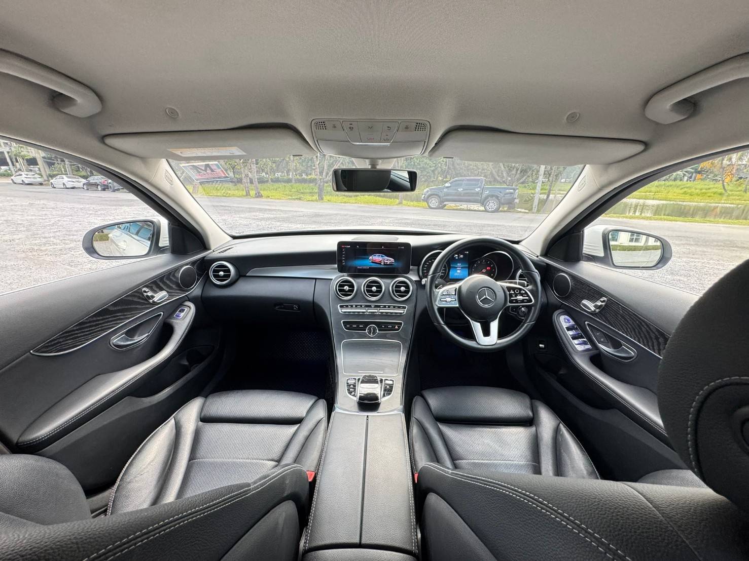2019 Mercedes Benz C300e Avantgarde