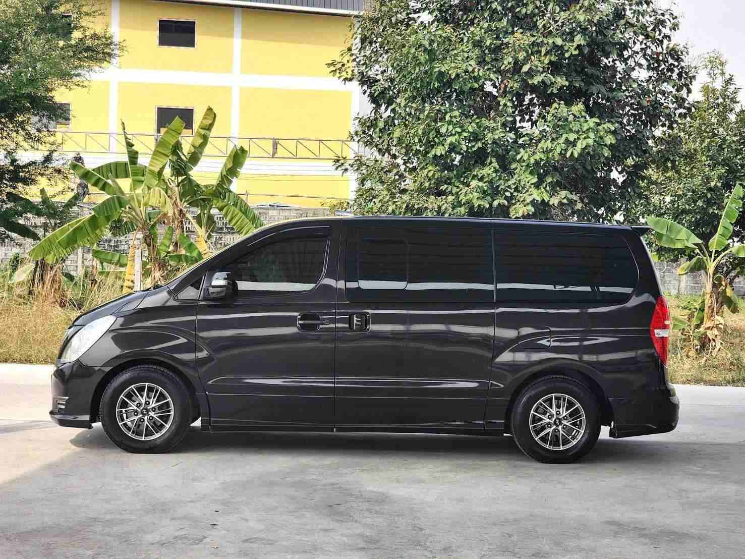 2016 Hyundai H1 2.5 Elite A/T