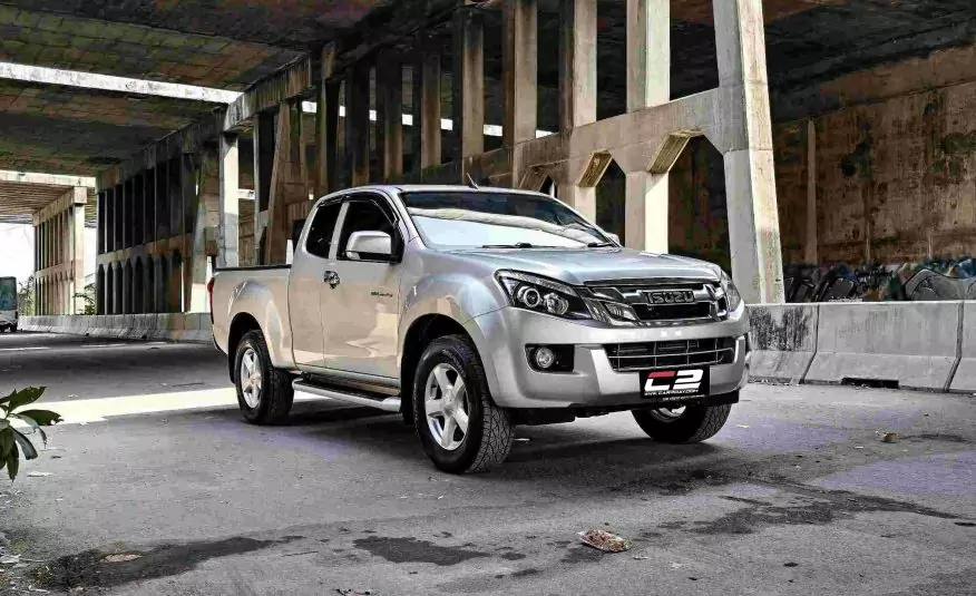 2013 ISUZU DMAX Hi – Lander Cab 2.5 VGS Z