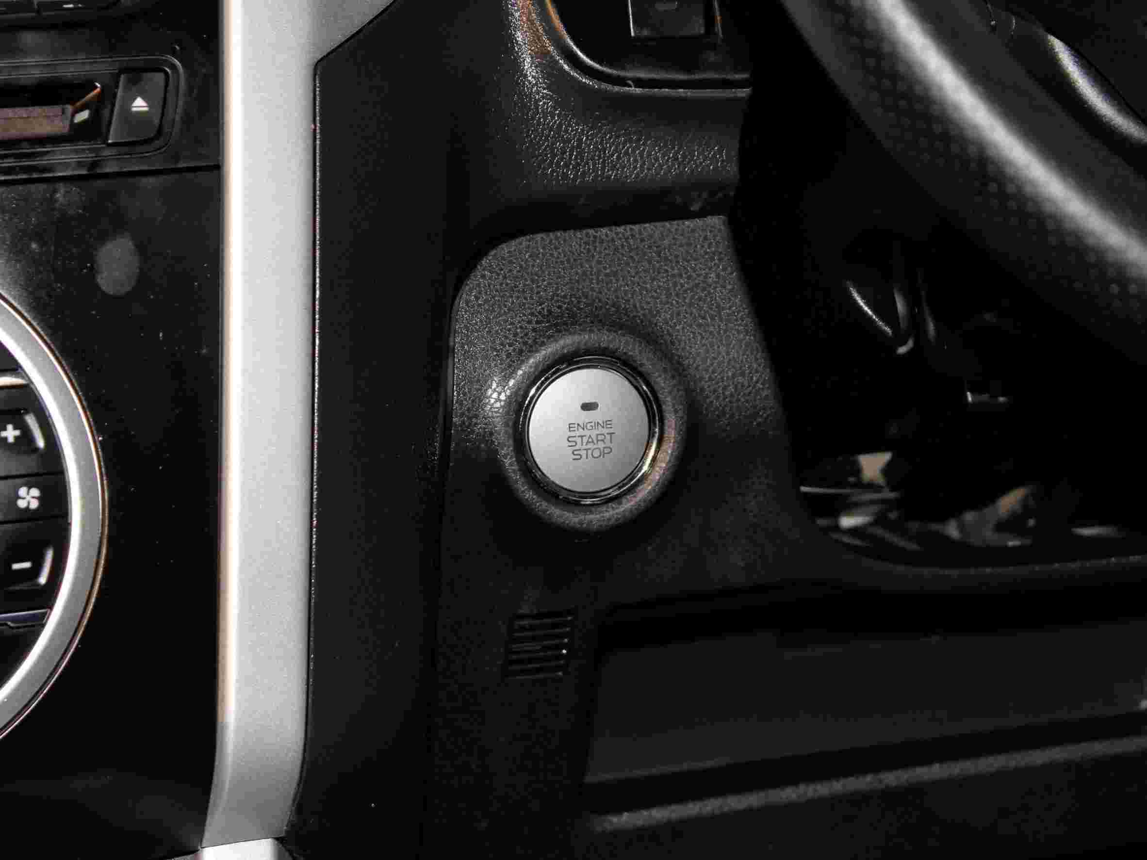 2019 ISUZU MUX 1.9 (DVD Navi)