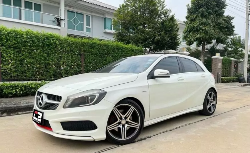 2013 Benz A250 AMG Sport 2.0