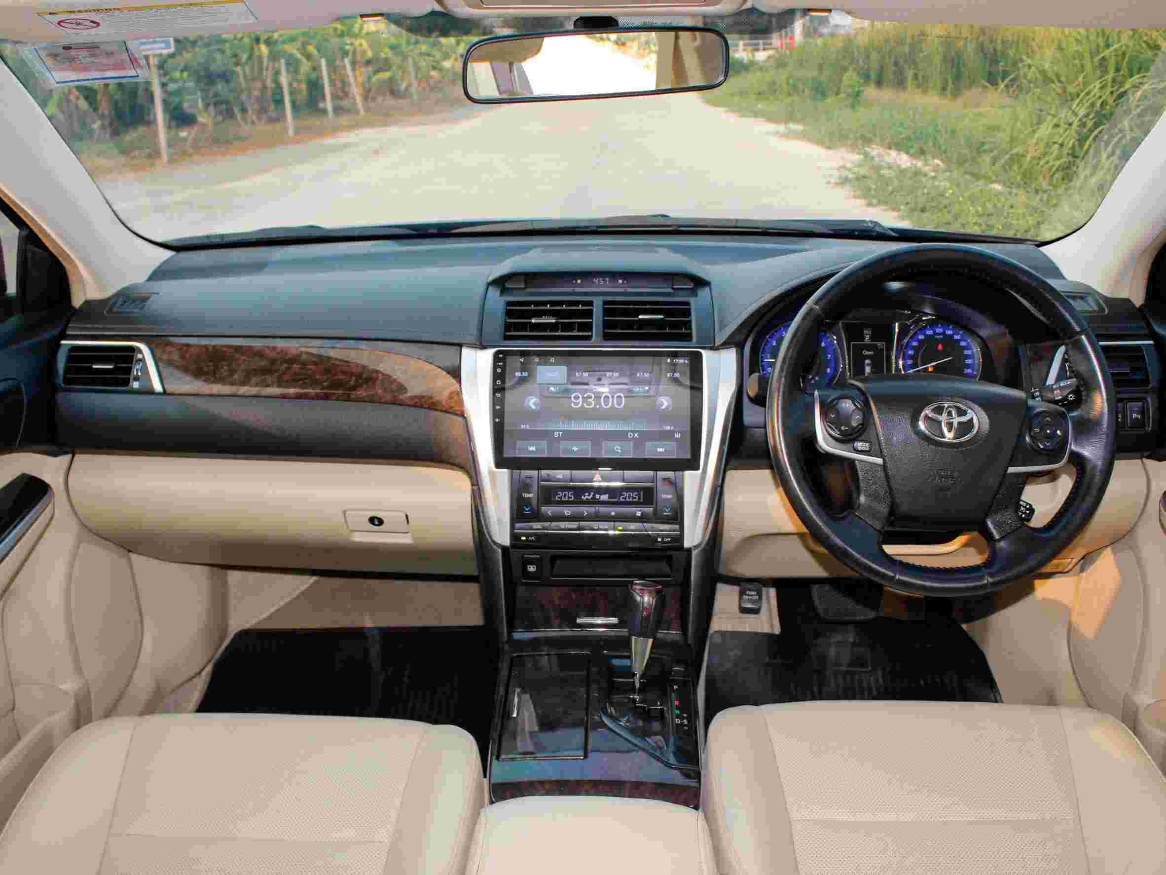 2016 Toyota Camry 2.0 G